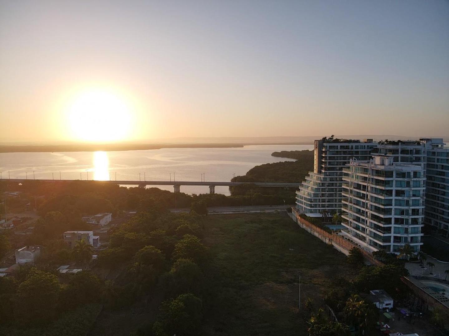 ホテル Casa Colors Cartagena エクステリア 写真